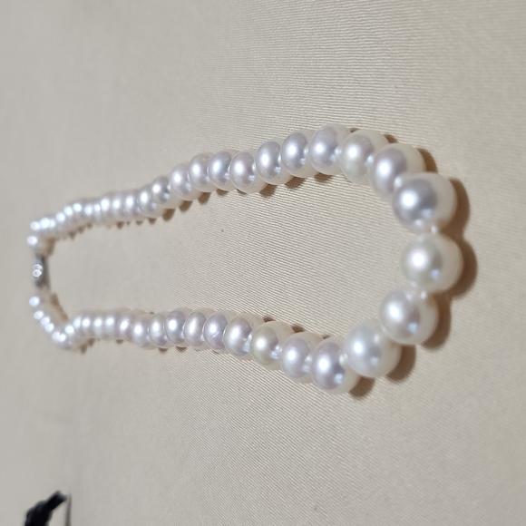 Pearls - Picture 3 of 4